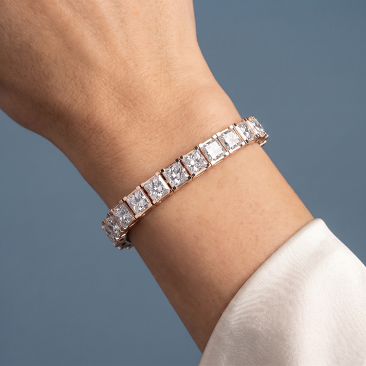 10K Rose Gold Princess Cut Diamond Tennis Bracelet - Close-up
