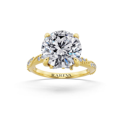 18 KT Yellow Gold Round Cut Diamond Ring with Marquise Accent - front view