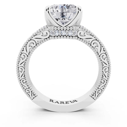 18 KT White Gold Round Cut Diamond Vintage - through finger
