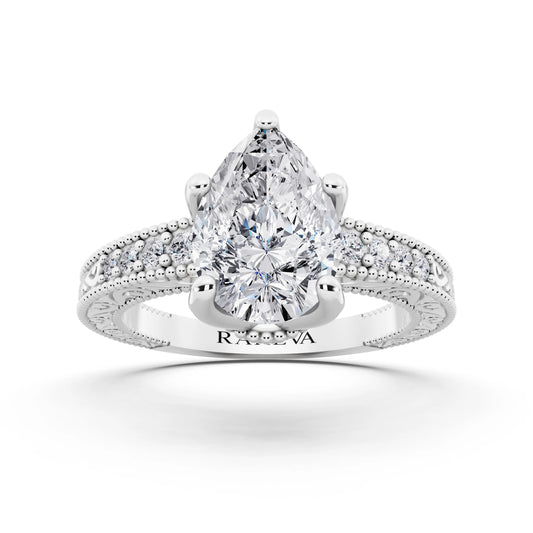 18 KT White Gold Pear Cut Diamond Vintage - front view