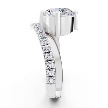 18 KT White Gold Round Cut Diamond Solitaire Ring with Pave V Band - Side view