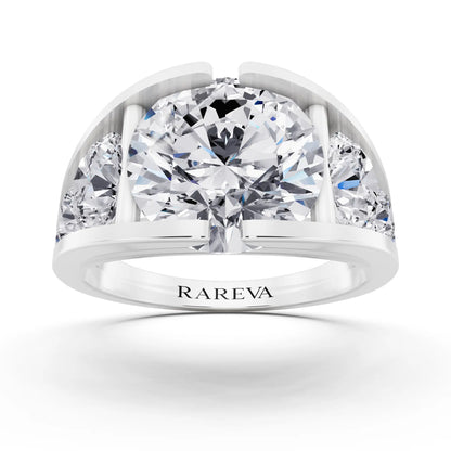 18 KT White Gold Round Cut Diamond Ring with Graduated Side Stones - Front