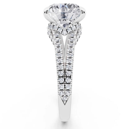 18 KT White Gold Round Cut Diamond Ring with Pavé Split Shank - side view