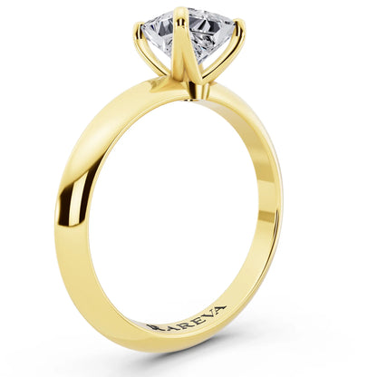 14 KT Yellow Gold Princess Cut Diamond Classic Solitaire Ring - top view