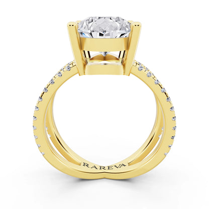 18 KT Yellow Gold Pear Cut Diamond Ring with Twisted Split Shank - through finger