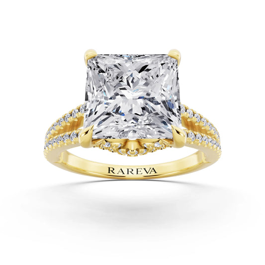 18 KT Yellow Gold Princess Cut Diamond Ring with Pavé Split Shank - front view