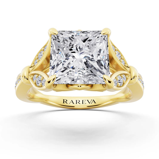 18 KT Yellow Gold Princess Cut Diamond Ring with Lotus Collar - front view