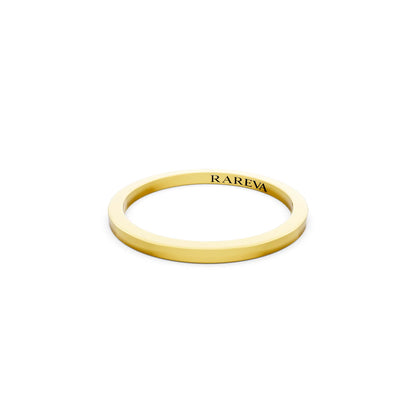 10K Yellow Gold Men's Soft Edge Flat Wedding Band - 1.5mm - Close up