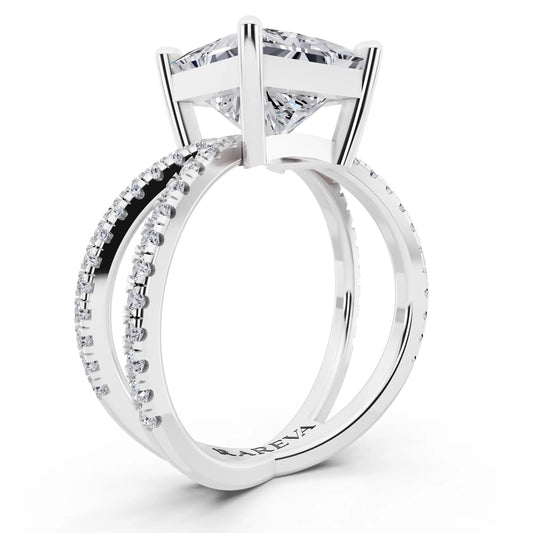 14 KT White Gold Princess Cut Diamond Ring with Twisted Split Shank - top view