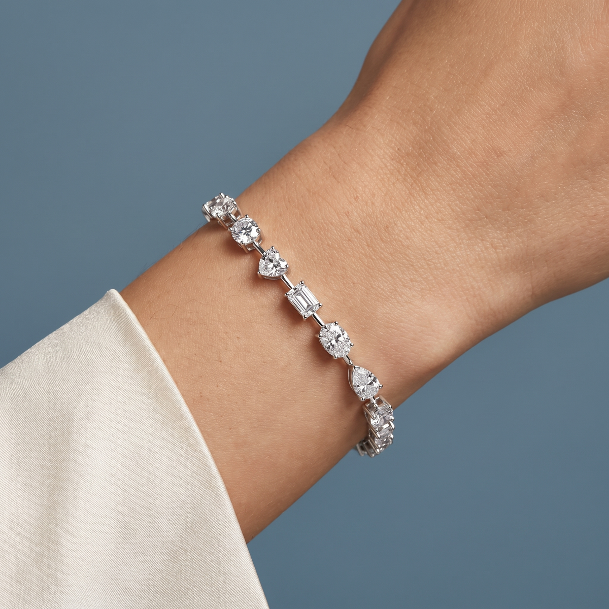 10K White Gold Multi Shape Diamond Tennis Bracelet - Close-up