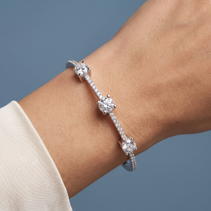 Platinum Three Stone Round Cut Diamond Bangle Bracelet - Close-up