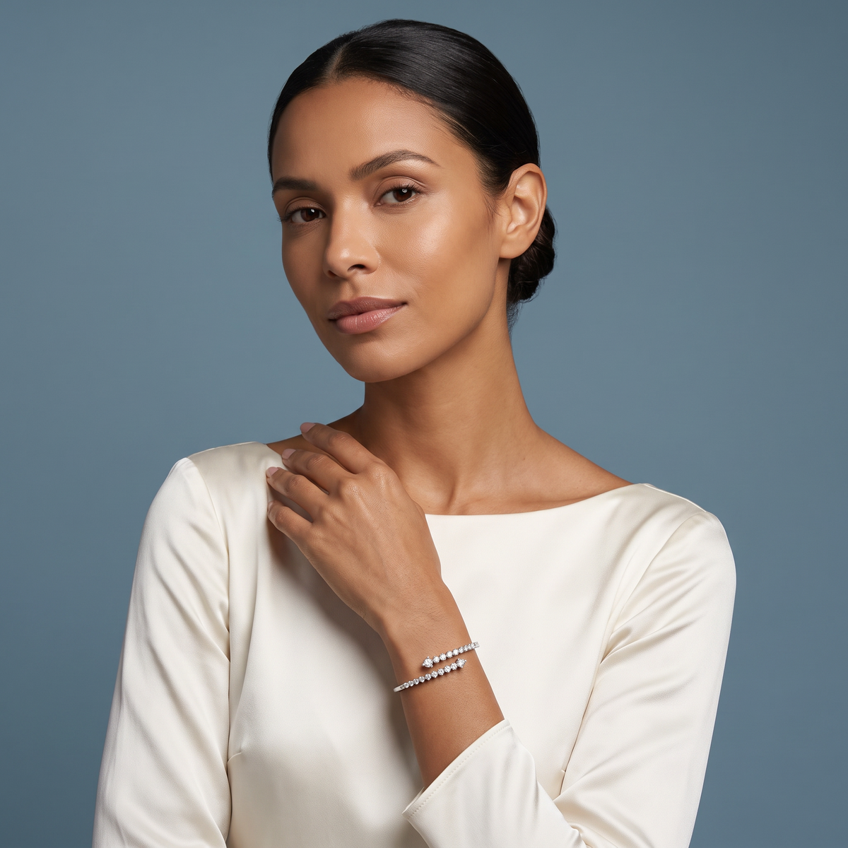 14K White Gold Round Cut Diamond Bypass Bangle Bracelet - Beauty