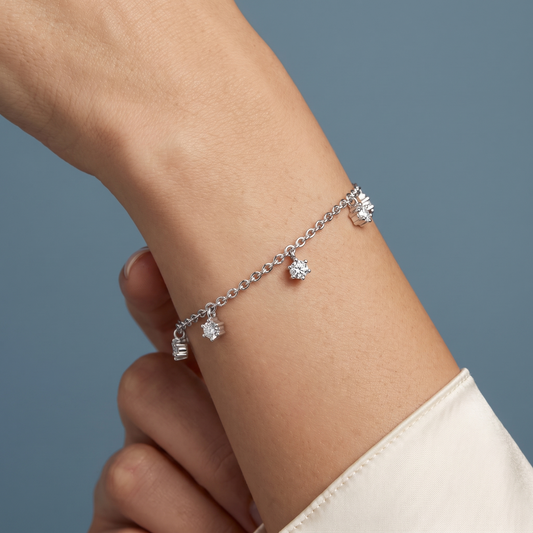 10K White Gold Round Cut Diamond Drop Chain Bracelet - Close-up