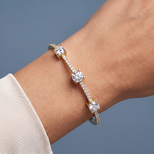 14K Yellow Gold Three Stone Round Cut Diamond Bangle Bracelet - Close-up