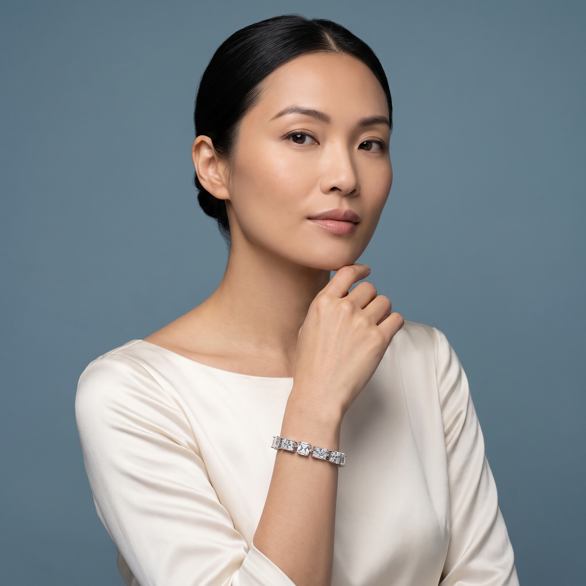 Silver Radiant and Square Emerald Cut Diamond Tennis Bracelet - Beauty