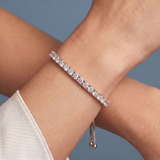 10K Rose Gold Round Cut Diamond Bolo Bracelet - Close-up