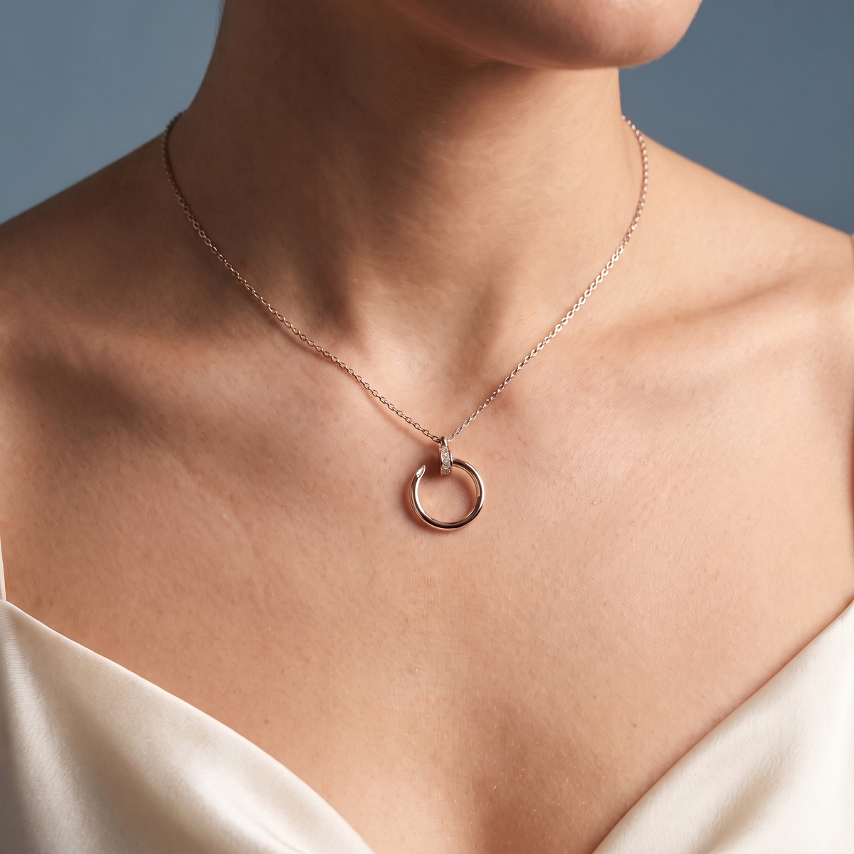 14KT Rose Gold Open Circle Vertical Diamond Pendant - Close-up
