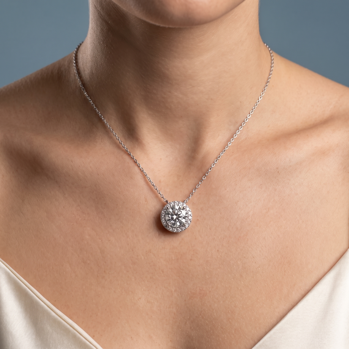 10KT White Gold Classic Round Diamond Halo Pendant - Close-up