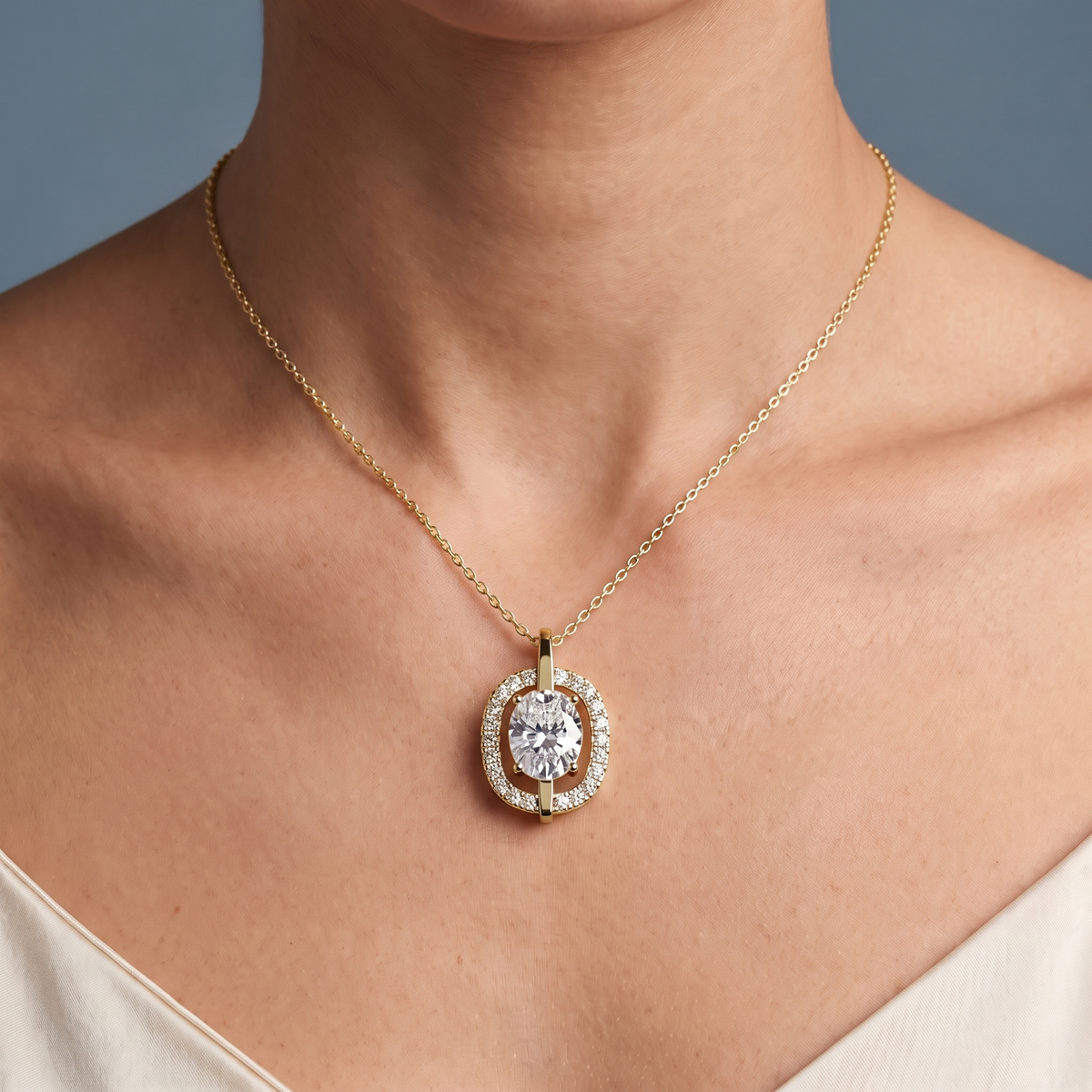 14KT Yellow Gold Oval Diamond Halo Vertical Bail Pendant - Close-up