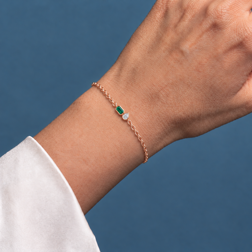 14K Rose Gold Lab Grown Emerald Pear Diamond Toi et Moi Bracelet - Close-up