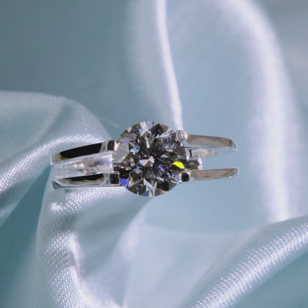 Round Cut Diamond Solitaire Ring with Open Split Band - Video