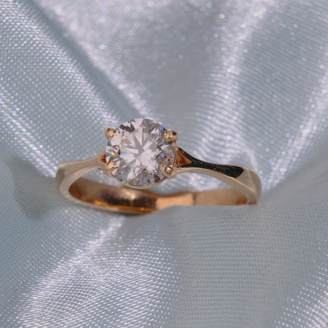 Round Cut Diamond Solitaire Ring with Split Shank - Video